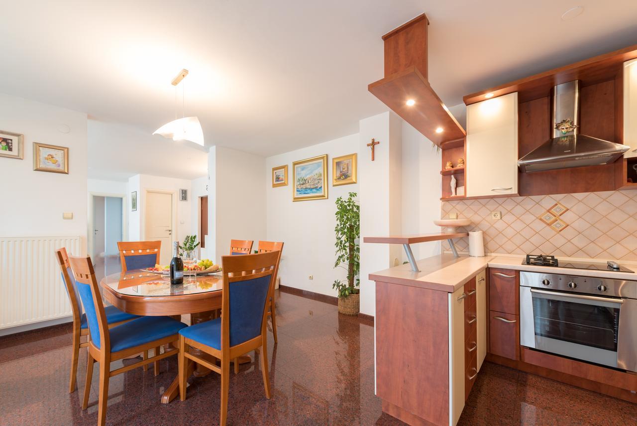Apartment Vilea Сплит Экстерьер фото